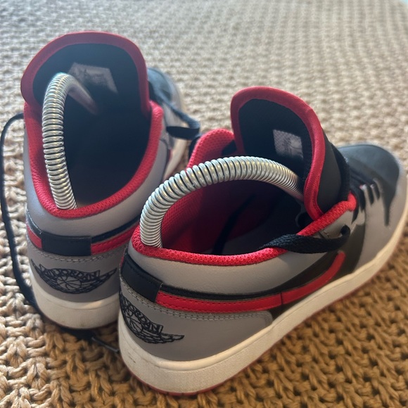 Nike Kids Black and Gray Air Jordans with Red Accents - Picture 4 of 6